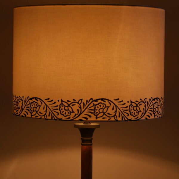 35cm drum hardback lampshade in white printed cotton - Image 5